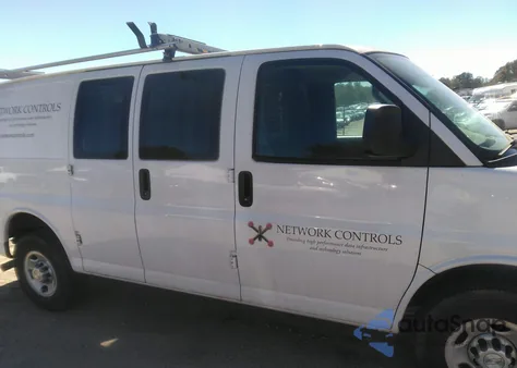 2017 Chevrolet Express 2500 Work Van from USA, damaged, VIN 1GCWGAFF4H1336232